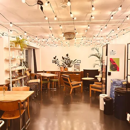 Pop Up Krone Otel 2*
