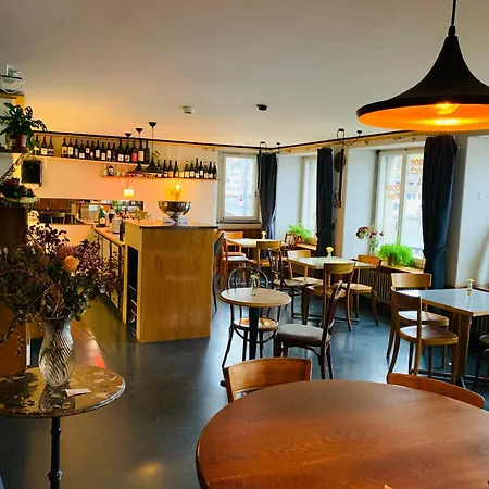 Hotel Pop Up Krone 2*