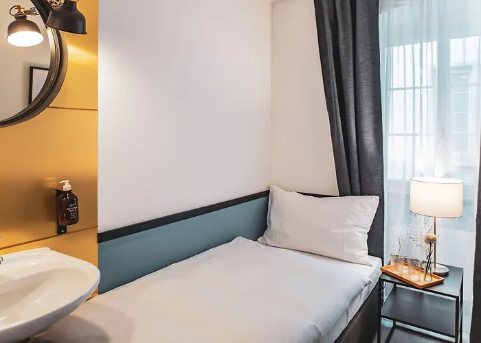 Hotel Pop Up Krone 2*