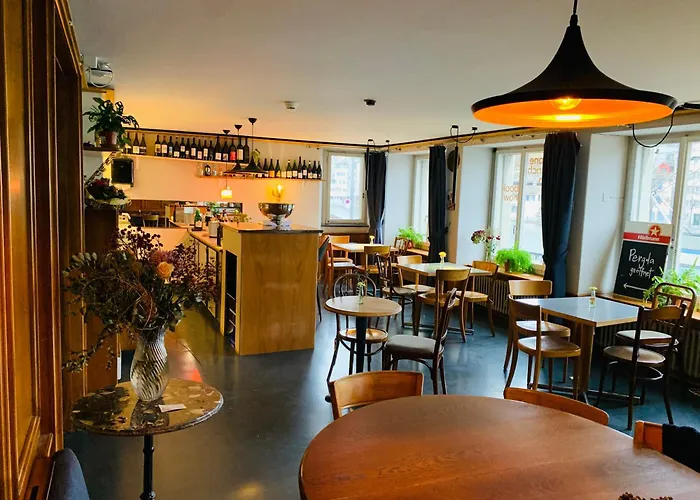 Hotel Pop Up Krone 2*